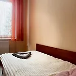 Hotel Wstąp Tu *