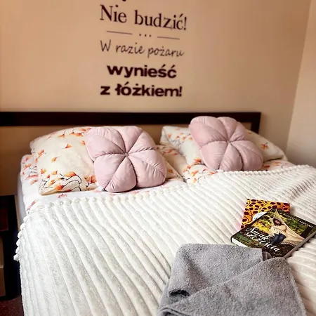Wstąp Tu Hotel *