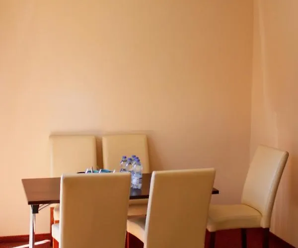 Gosciniec Wstap Tu Hotell